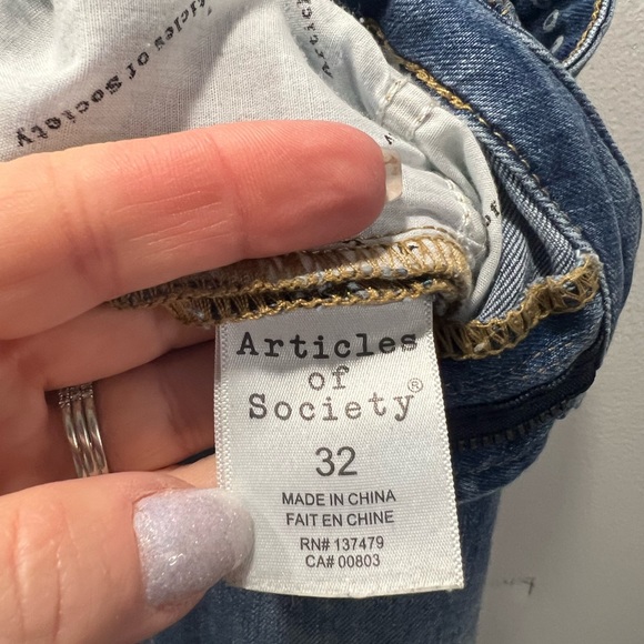 Articles of Society|Distressed Jeans|Size 32 - Picture 7 of 7